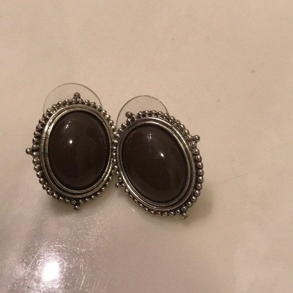 Brown oval earrings - Picture 1 of 2